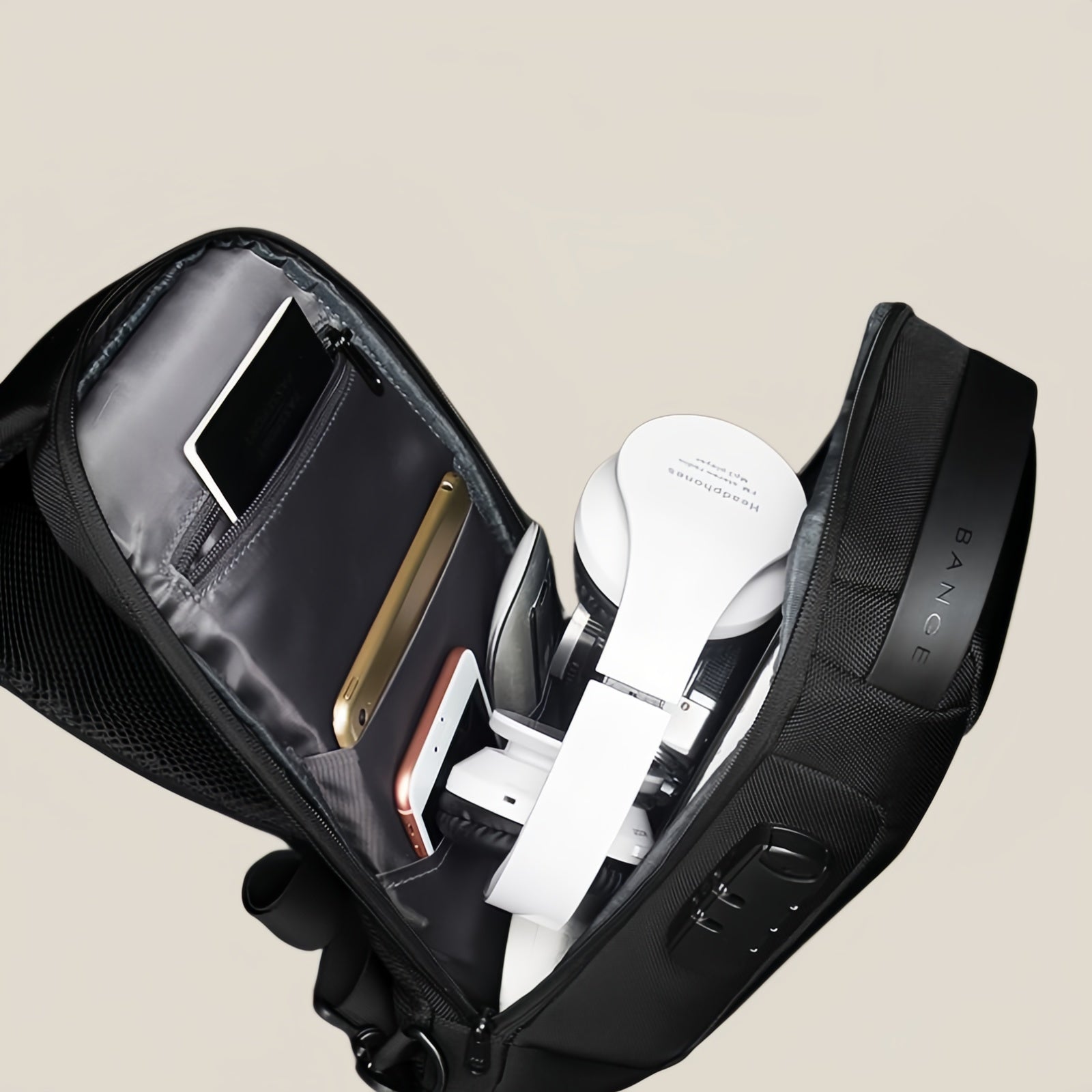 Velocità Urbana – La Borsa a Tracolla Ispirata al Design Sportivo