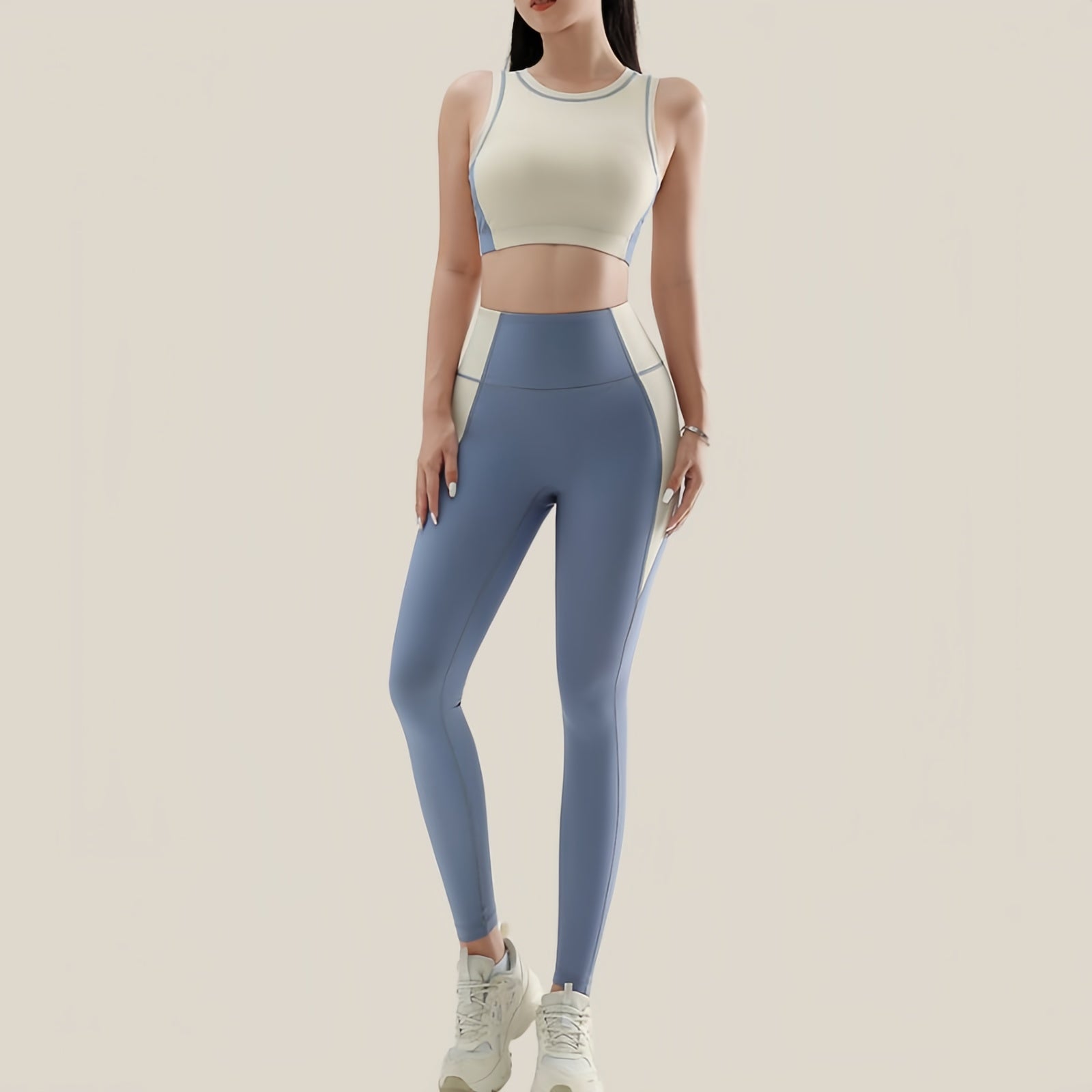 Dynamism and Comfort: The Quick-Drying Contrast Fitness Set