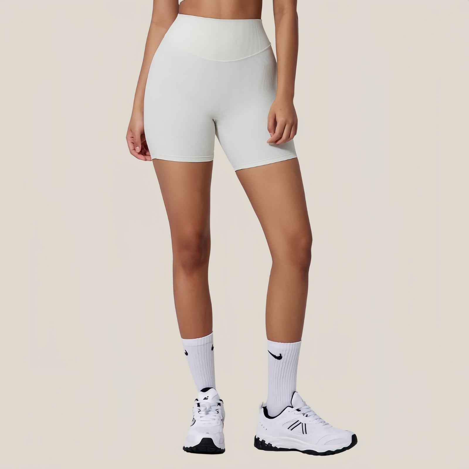 Elegance and Performance: High-Waisted Pleated Yoga Shorts