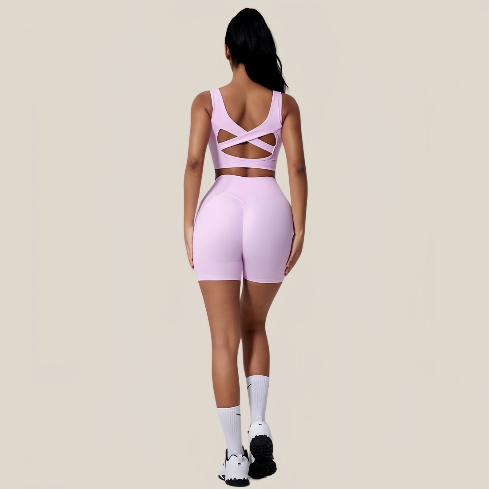 Elegance and Performance: High-Waisted Pleated Yoga Shorts