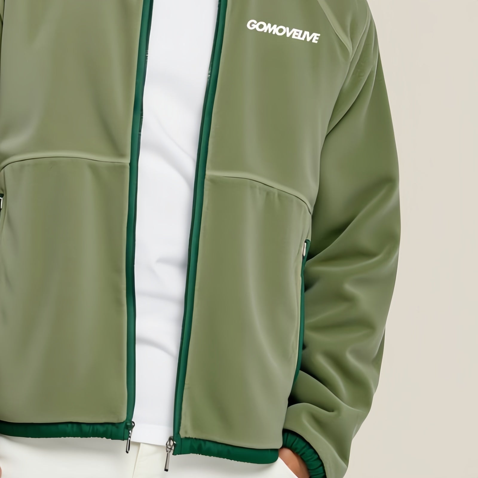 Versatility and Outdoor Comfort: The Hunter-Sun Green Fleece Jacket