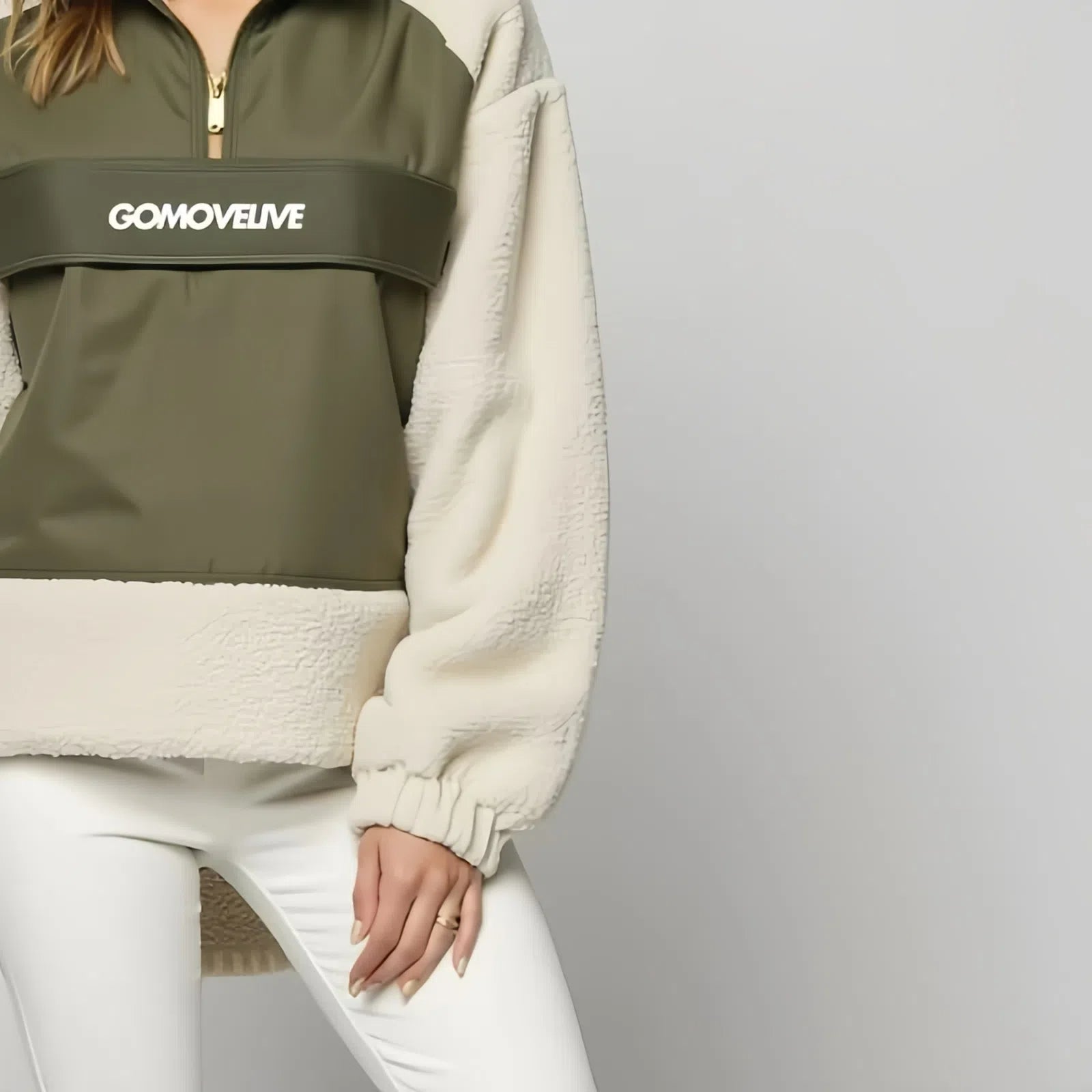 Teddy Comfort Sweatshirt: Warmth and Style for Every Adventure