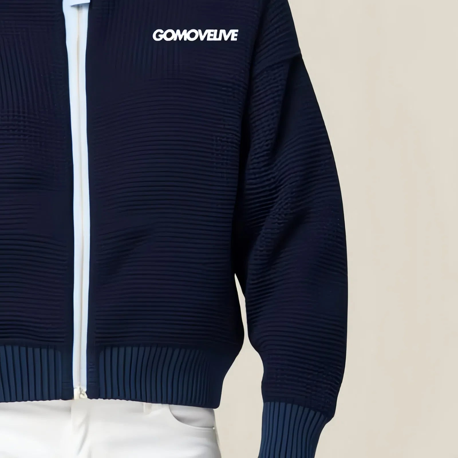 Felpa "Urban Texture": Eleganza Sportiva e Comfort Invernale