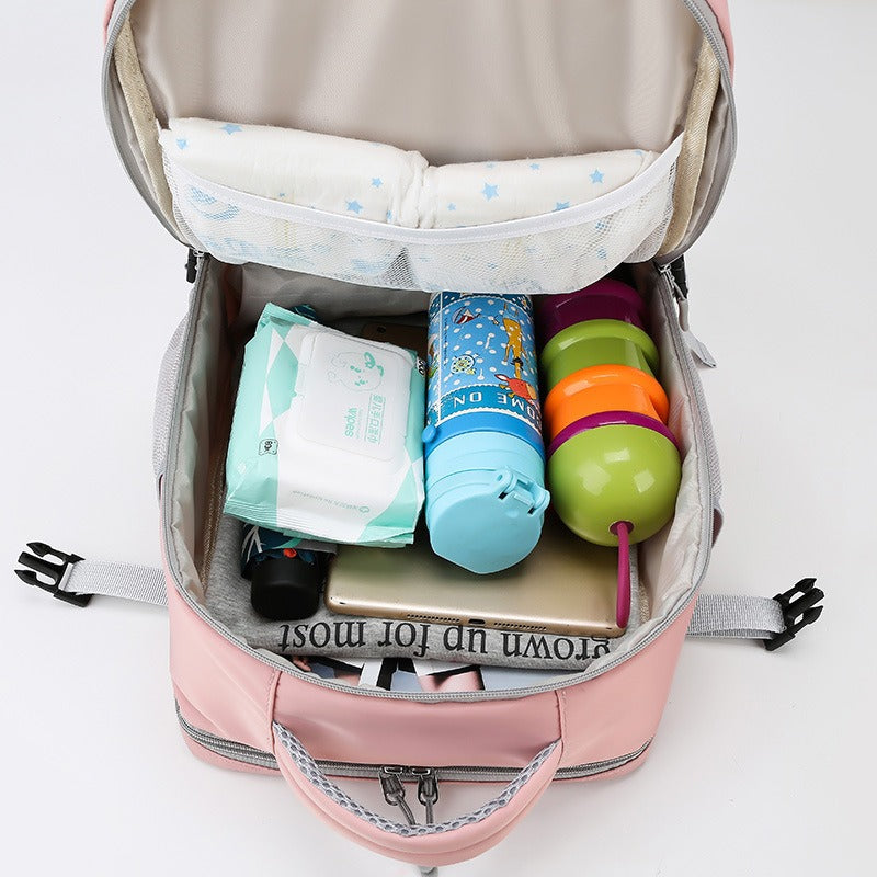 Waterproof and Multifunctional Travel Bag - Perfect for Any Occasion
