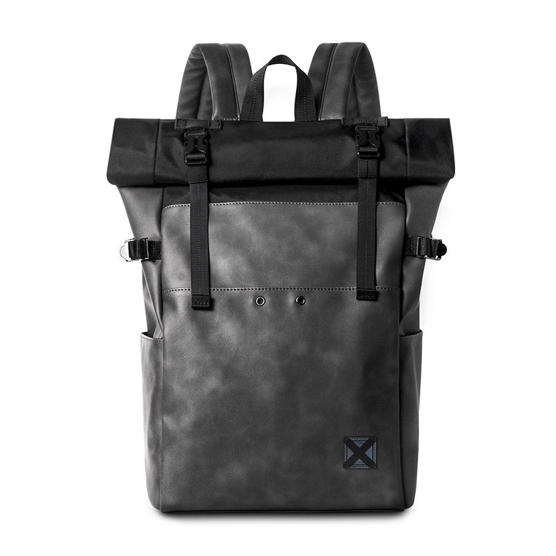 Voyager Chic - The Fashion Backpack That Combines Style and Functionality