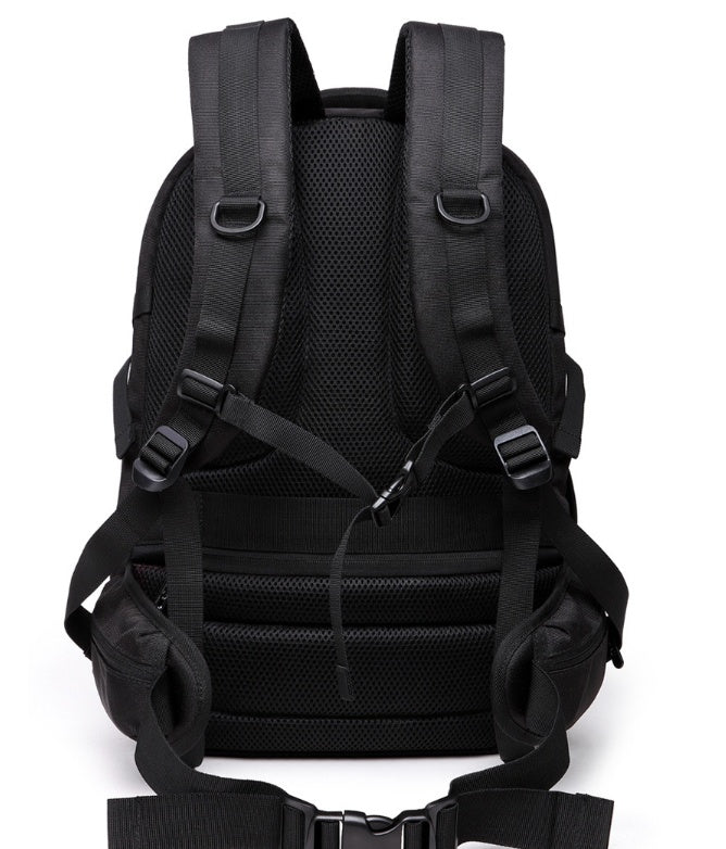 Voyager Men's Backpack - Style and Functionality for Your Active Lifestyle