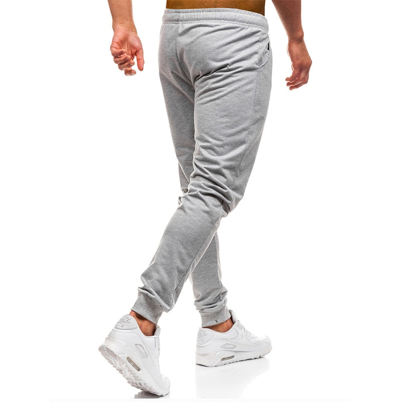 Comfort e Stile: I Joggers Elasticizzati Uomo