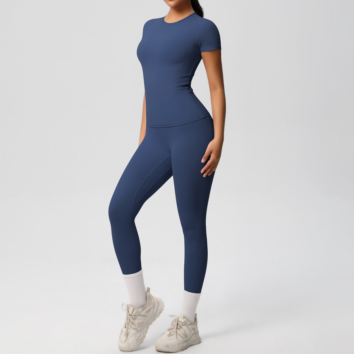 Yoga Clothes Set – Libertà e Stile in Movimento