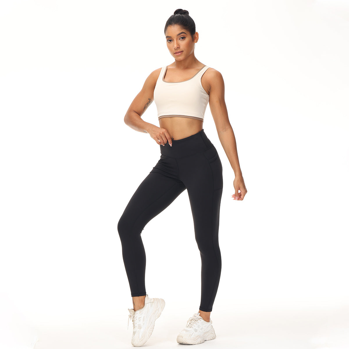 BreezeFlex Pro - Le pantalon de yoga d'été qui vous accompagne partout