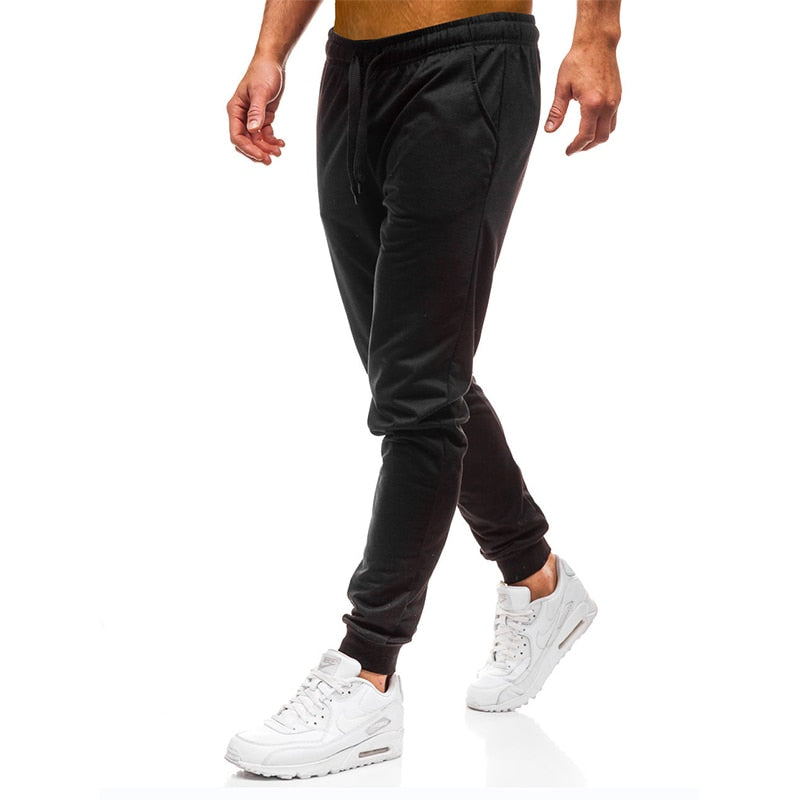 Comfort e Stile: I Joggers Elasticizzati Uomo