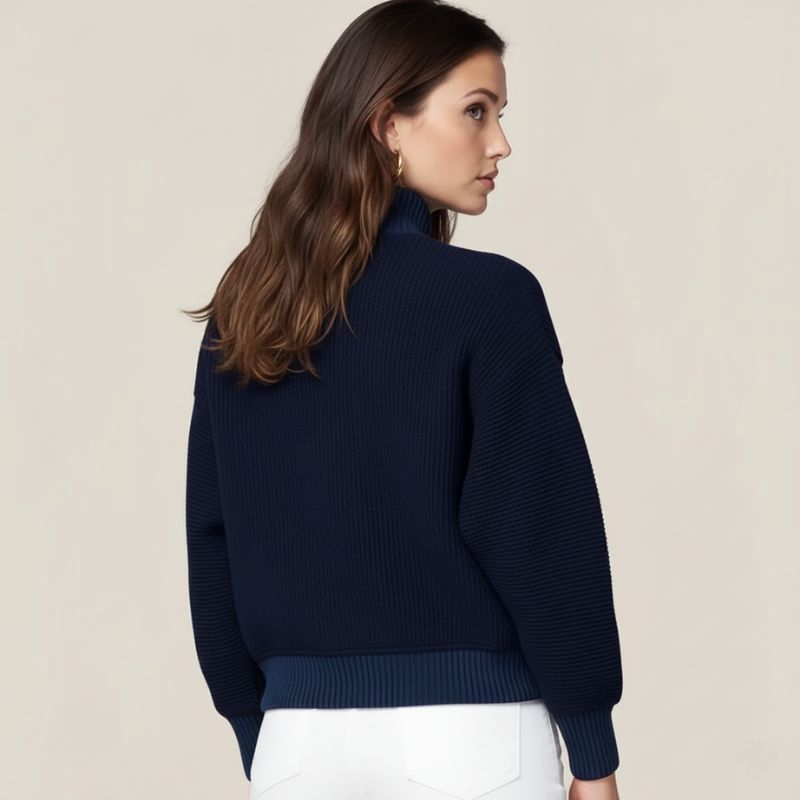 Felpa "Urban Texture": Eleganza Sportiva e Comfort Invernale