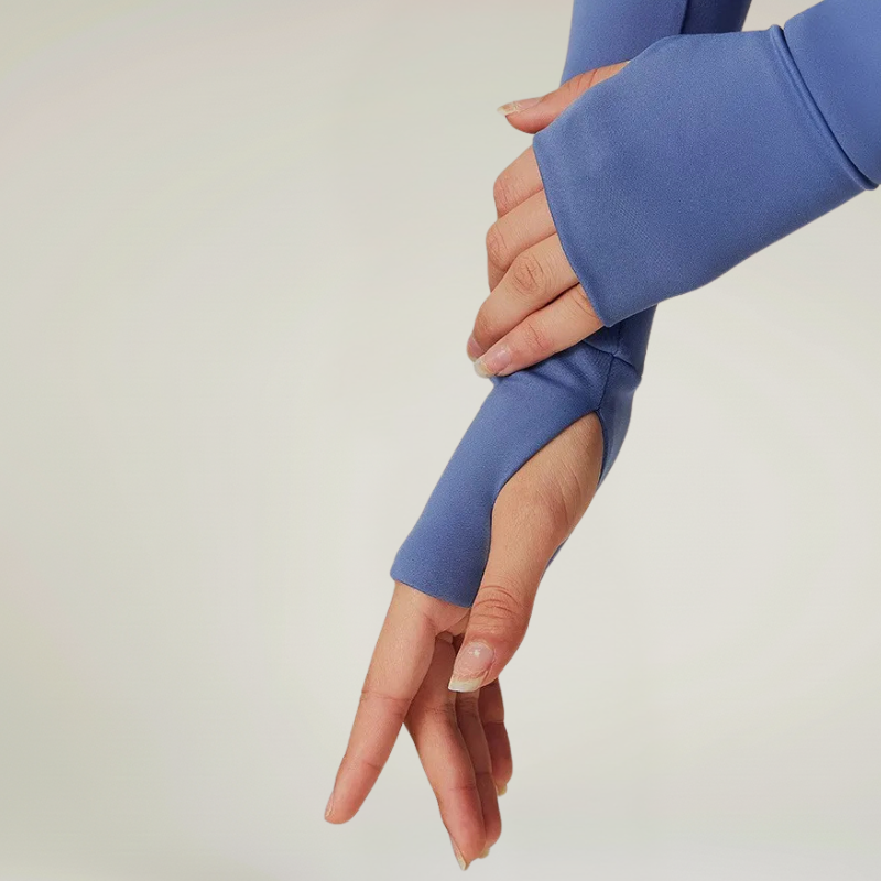 Performance Zip Jacket – Energia e Stile in Movimento