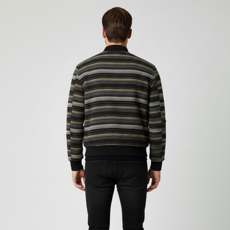 "Stripes Momentum" — Technical dynamism, urban style