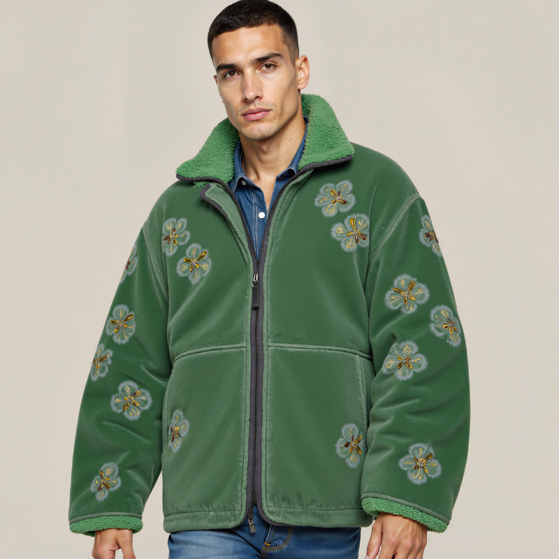 Altai Floral Fleece – Giacca Tecnica Verde con Motivi Tradizionali Mongoli Ricamati