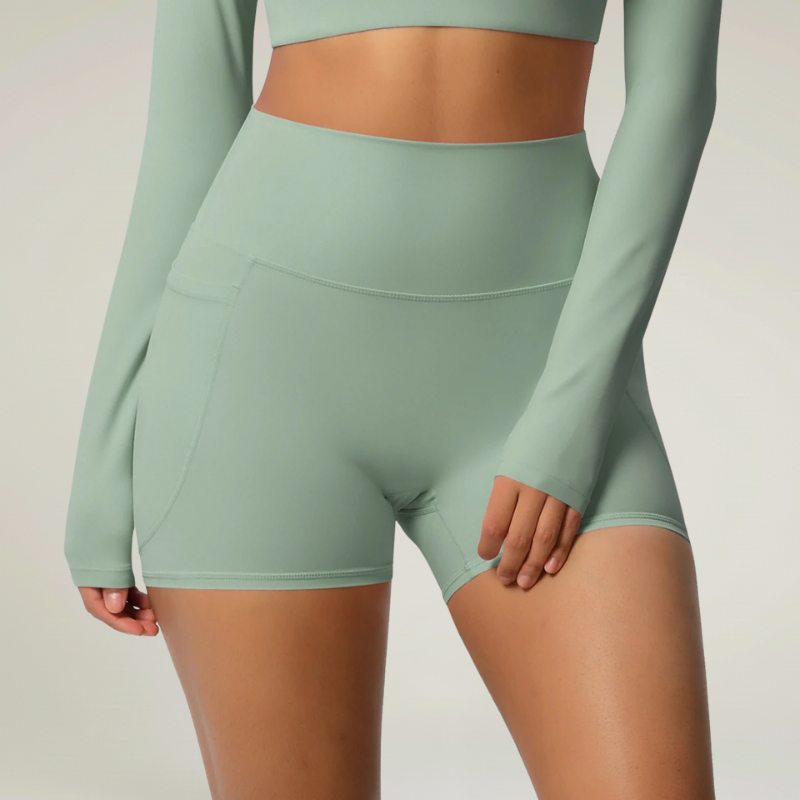 Fitness Shorts with Pockets – Performance and Everyday Style