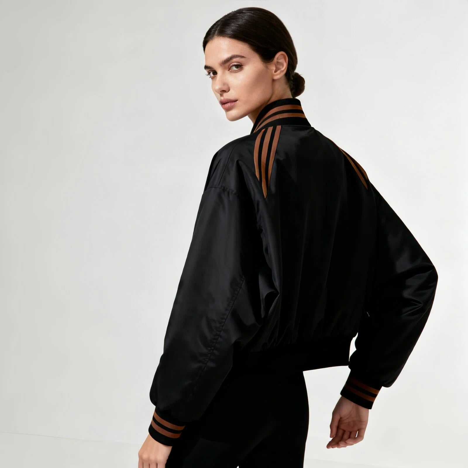 Giacca bomber “Stile Sportivo” — Eleganza in Movimento