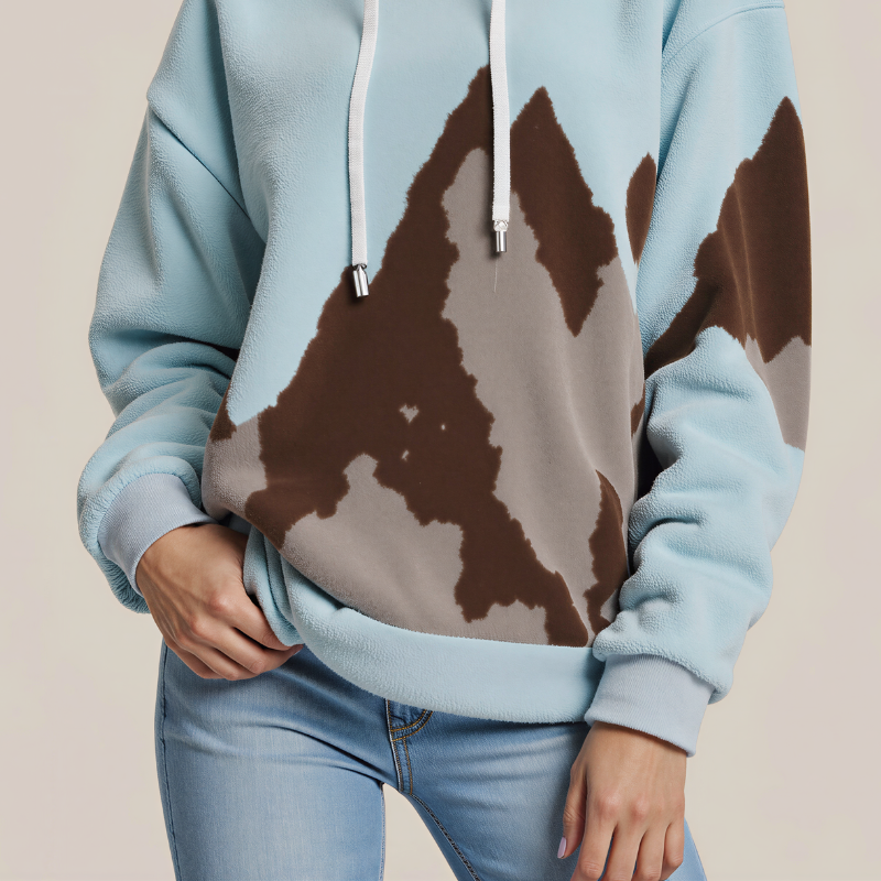 Mountain Whisper Hoodie: Panoramic Comfort and Winter Style