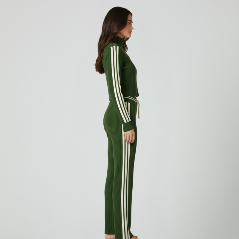 Green Momentum – Set sportivo in maglia tecnica con meta guanti integrati