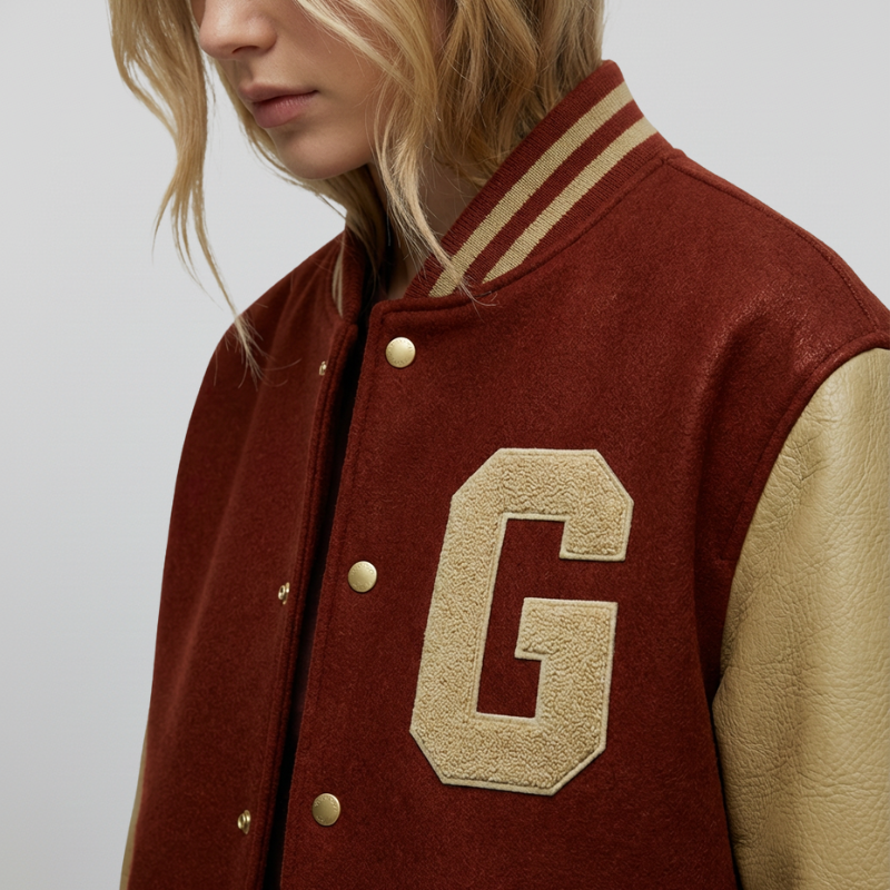 Golden Spirit Varsity — Giacca Sportiva Iconica in Lana Tecnica e Pelle Naturale