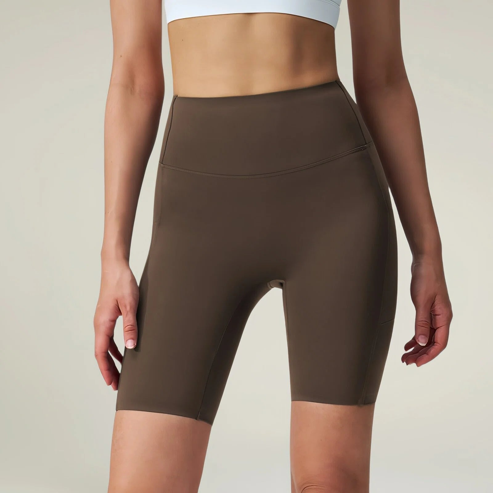 Shark Pants Yoga – Potenza e Comfort in Ogni Movimento