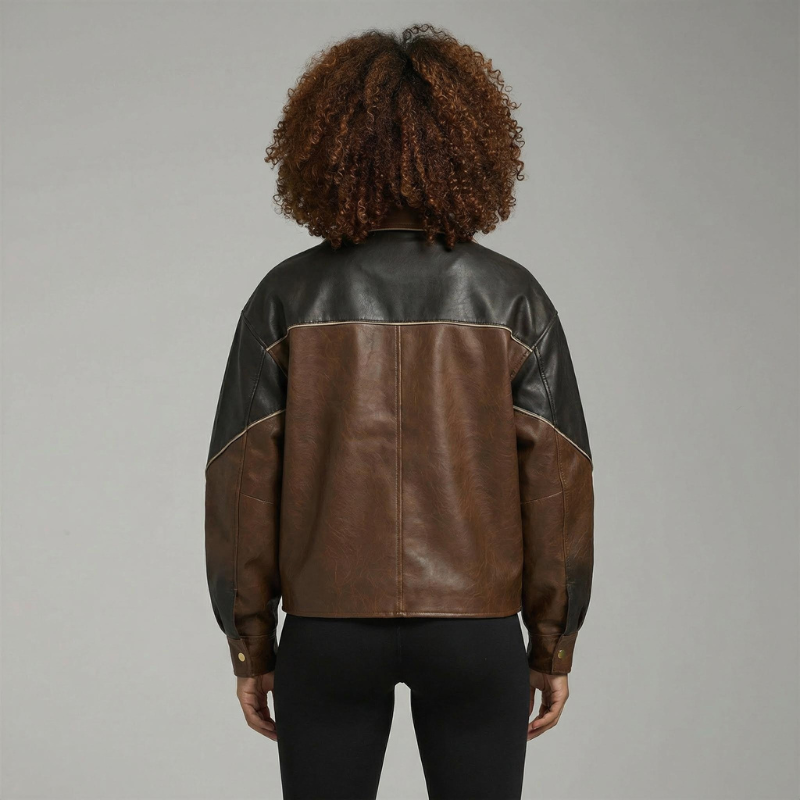 « Dual Motion » — le blouson aviateur en cuir qui allie précision urbaine