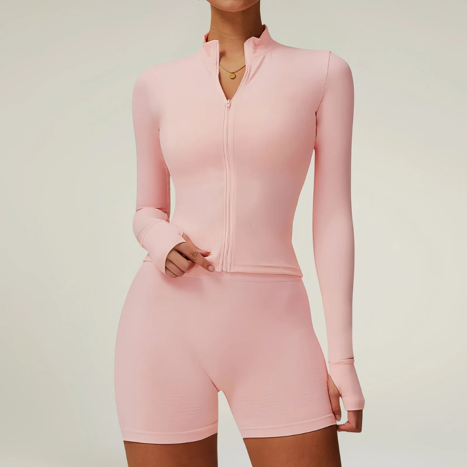 Performance Zip Jacket – Energia e Stile in Movimento