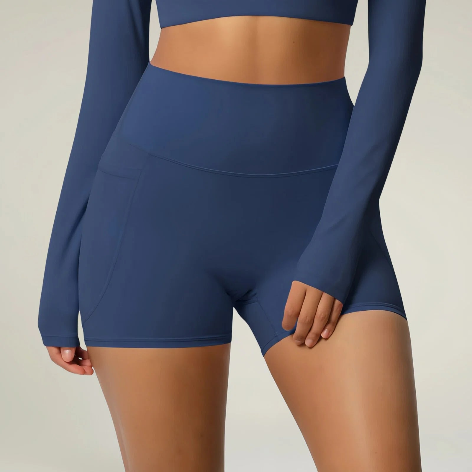 Fitness Shorts with Pockets – Performance and Everyday Style
