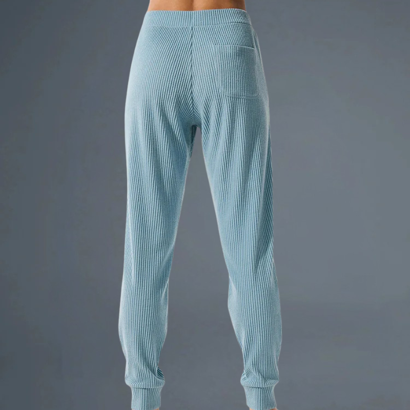 Winter Active Set – Comfort e Stile per la Stagione Fredda