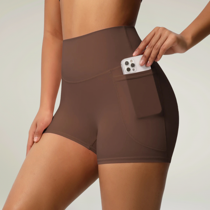 Fitness Shorts with Pockets – Performance and Everyday Style