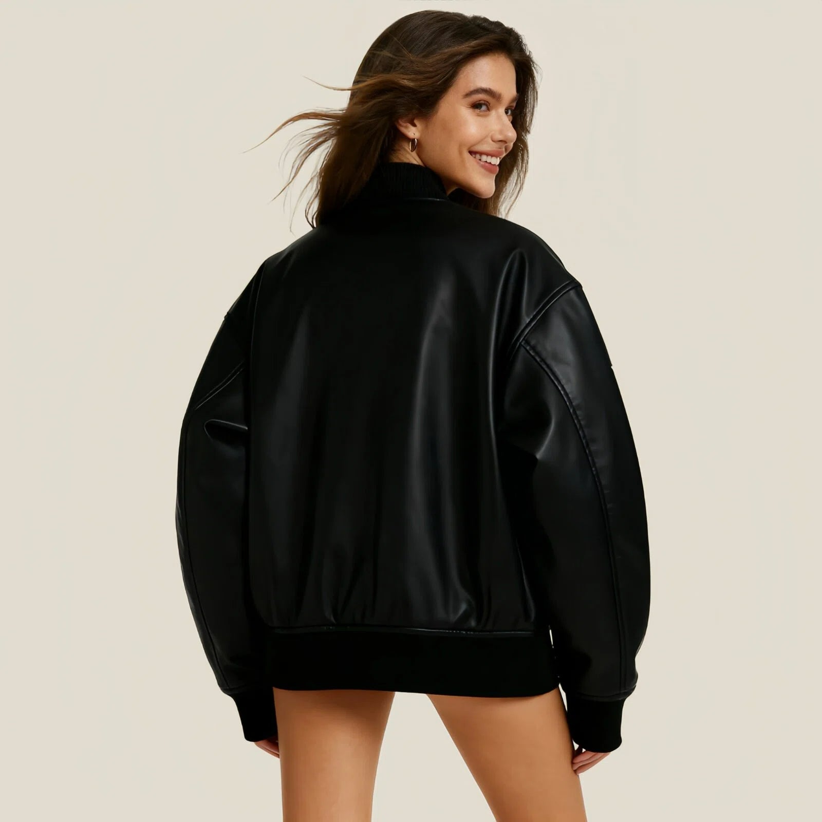 Urban Rebel – Bomber in Pelle Sintetica con Patch