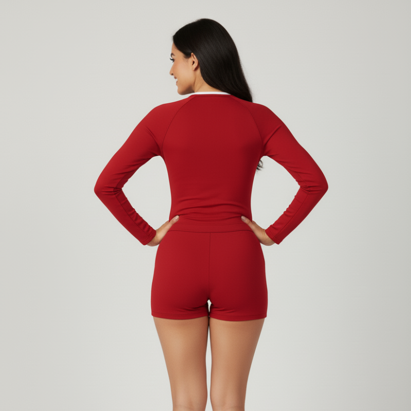 Il set sportivo che unisce performance e stile marino