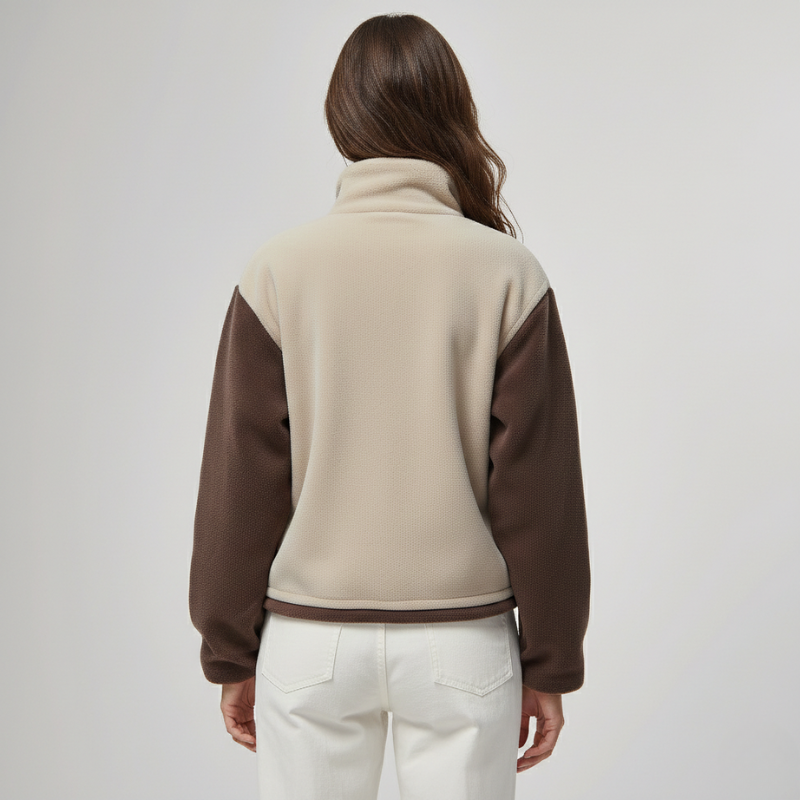 Multi-Pocket Fleece Bomber Jacket: Utilitarian Style and Winter Comfort