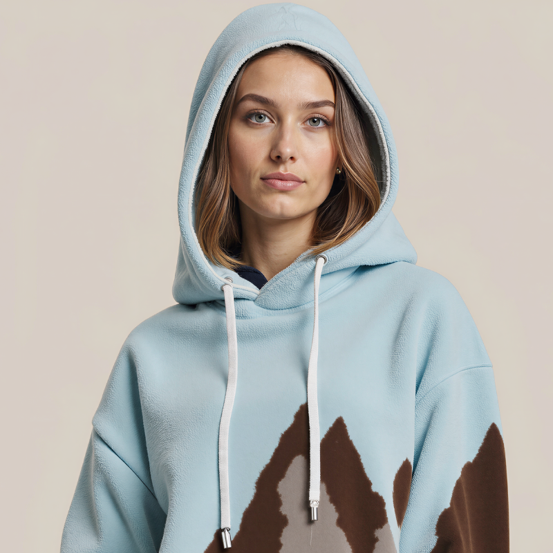 Mountain Whisper Hoodie: Panoramic Comfort and Winter Style