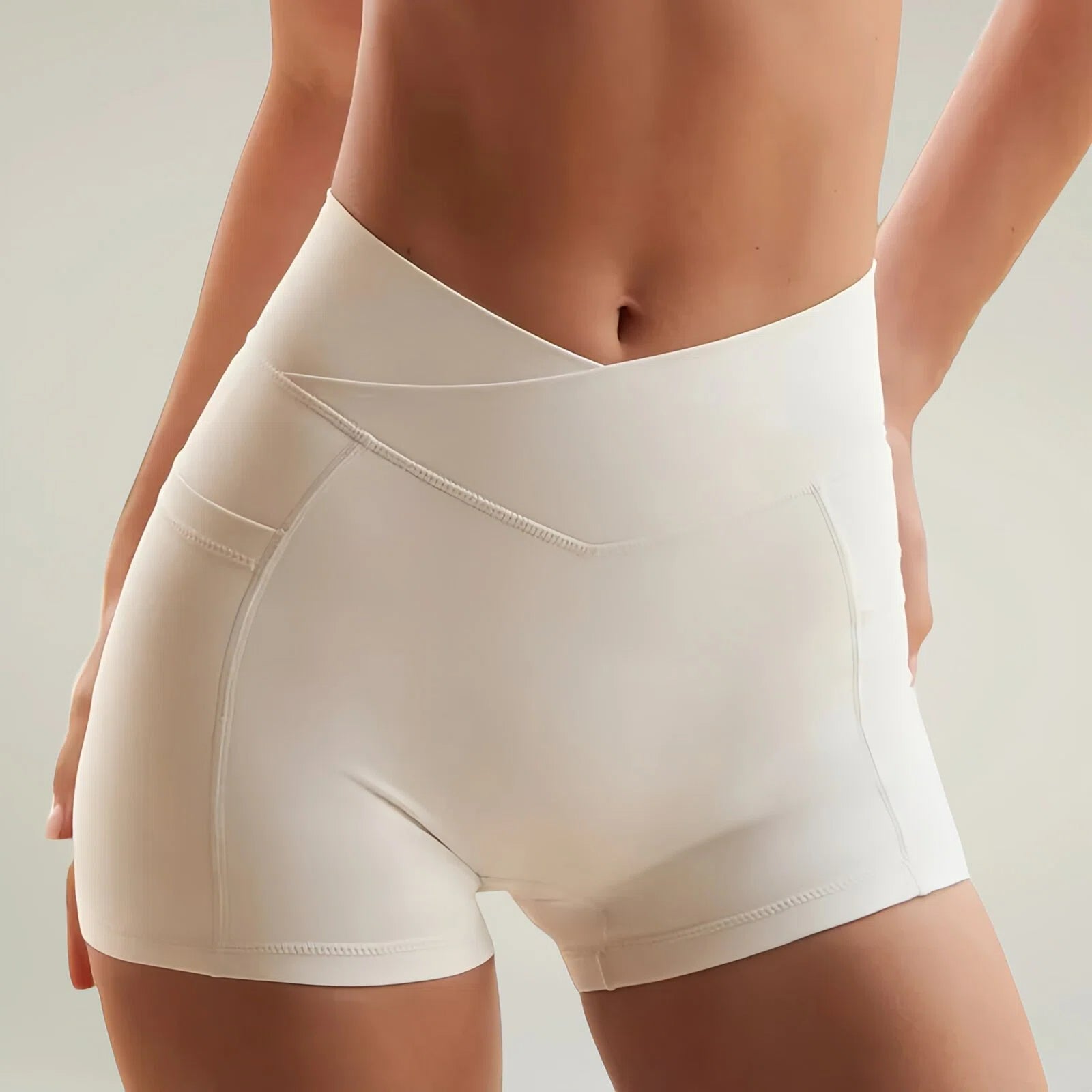3-Point Yoga Suit – Elegance and Performance in Harmony