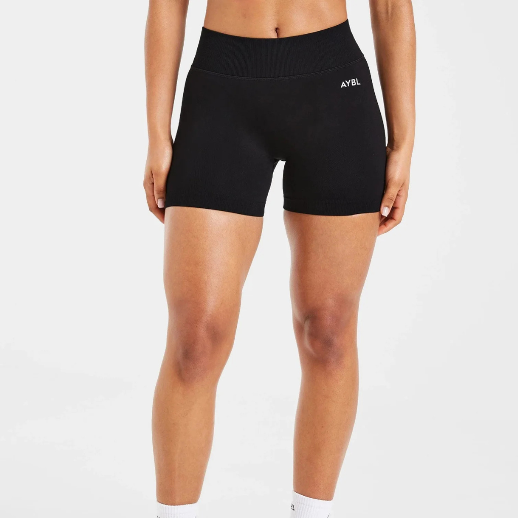 Set Yoga Seamless High Elastic – Il completo che ti fa sentire libera
