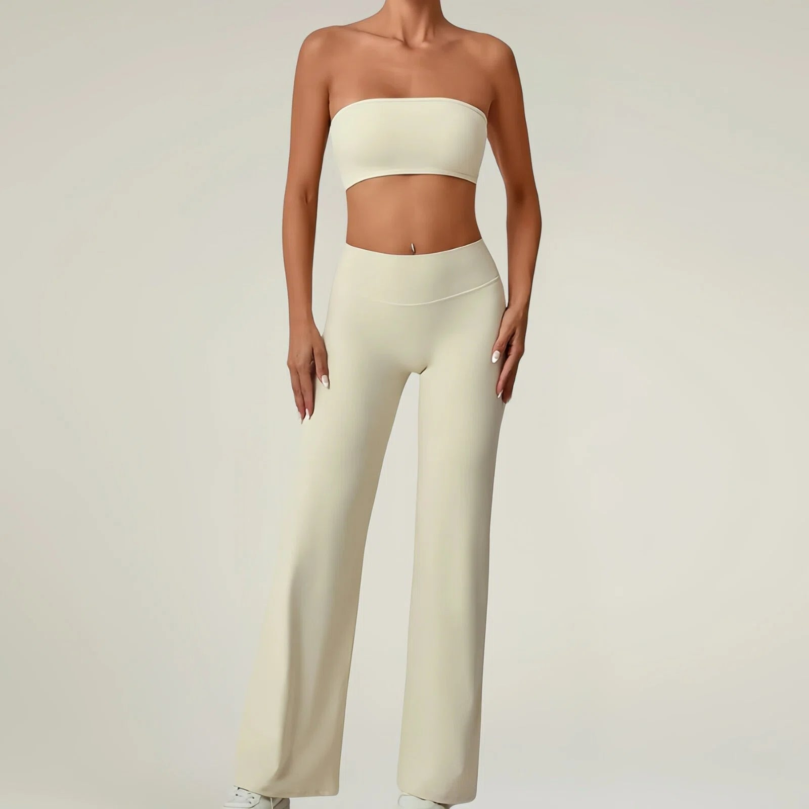 Active Flare Set – Eleganza Sportiva e Comfort Totale