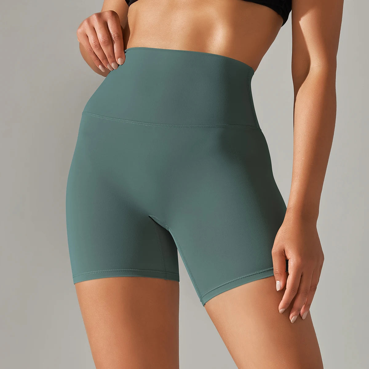 Seamless Yoga Shorts – Freedom and Style in Motion