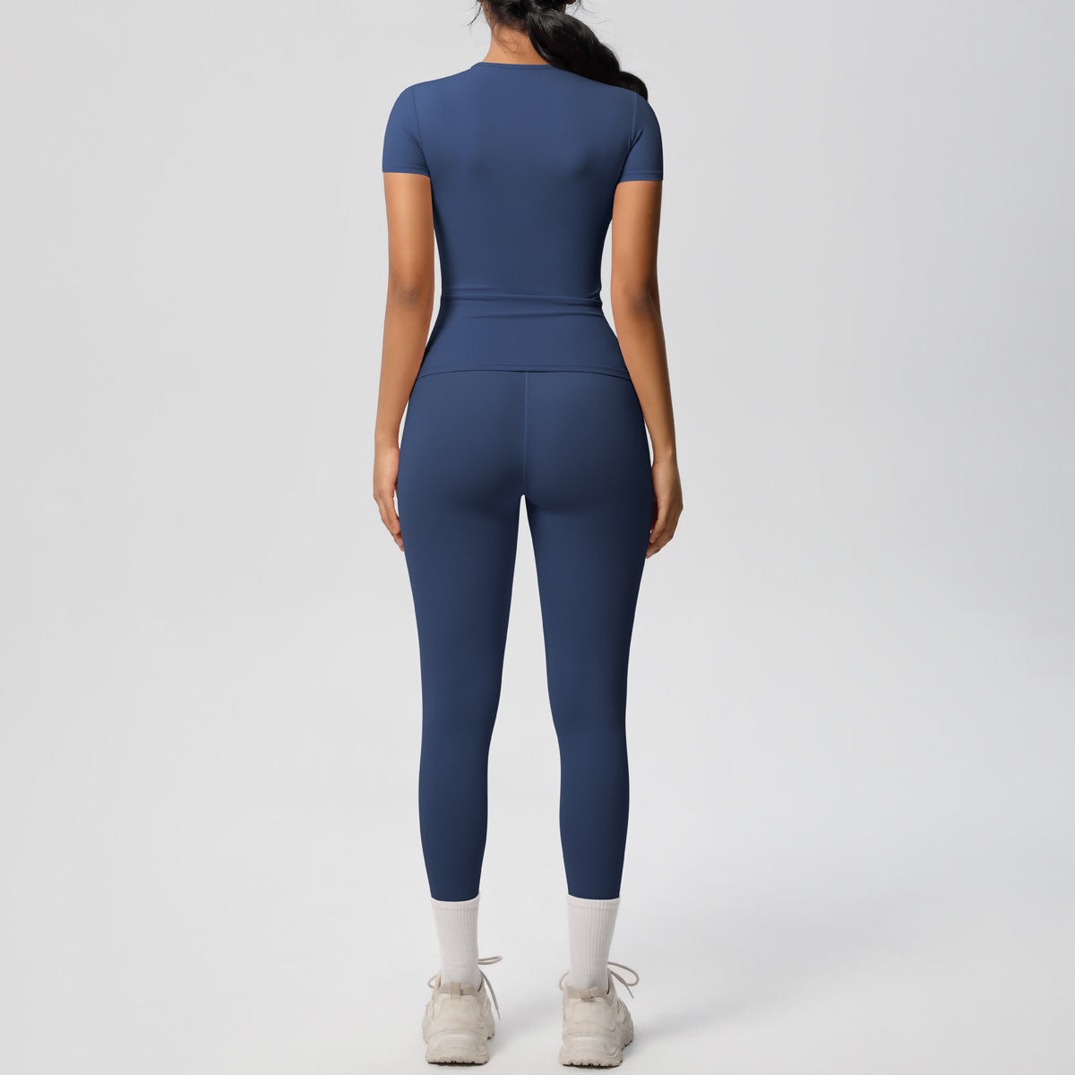 Yoga Clothes Set – Libertà e Stile in Movimento
