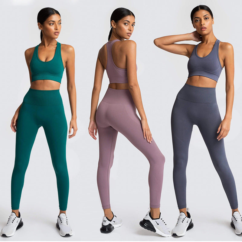Seamless Yoga Set – Libertà Totale in Maglia Elasticizzata