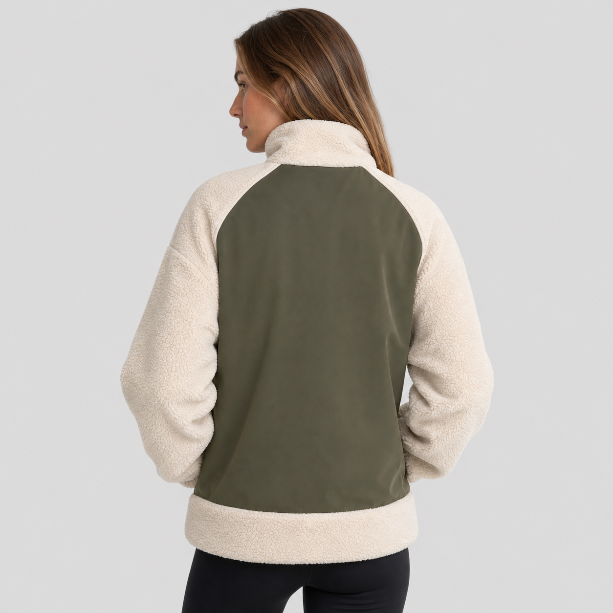 Teddy Comfort Sweatshirt: Warmth and Style for Every Adventure