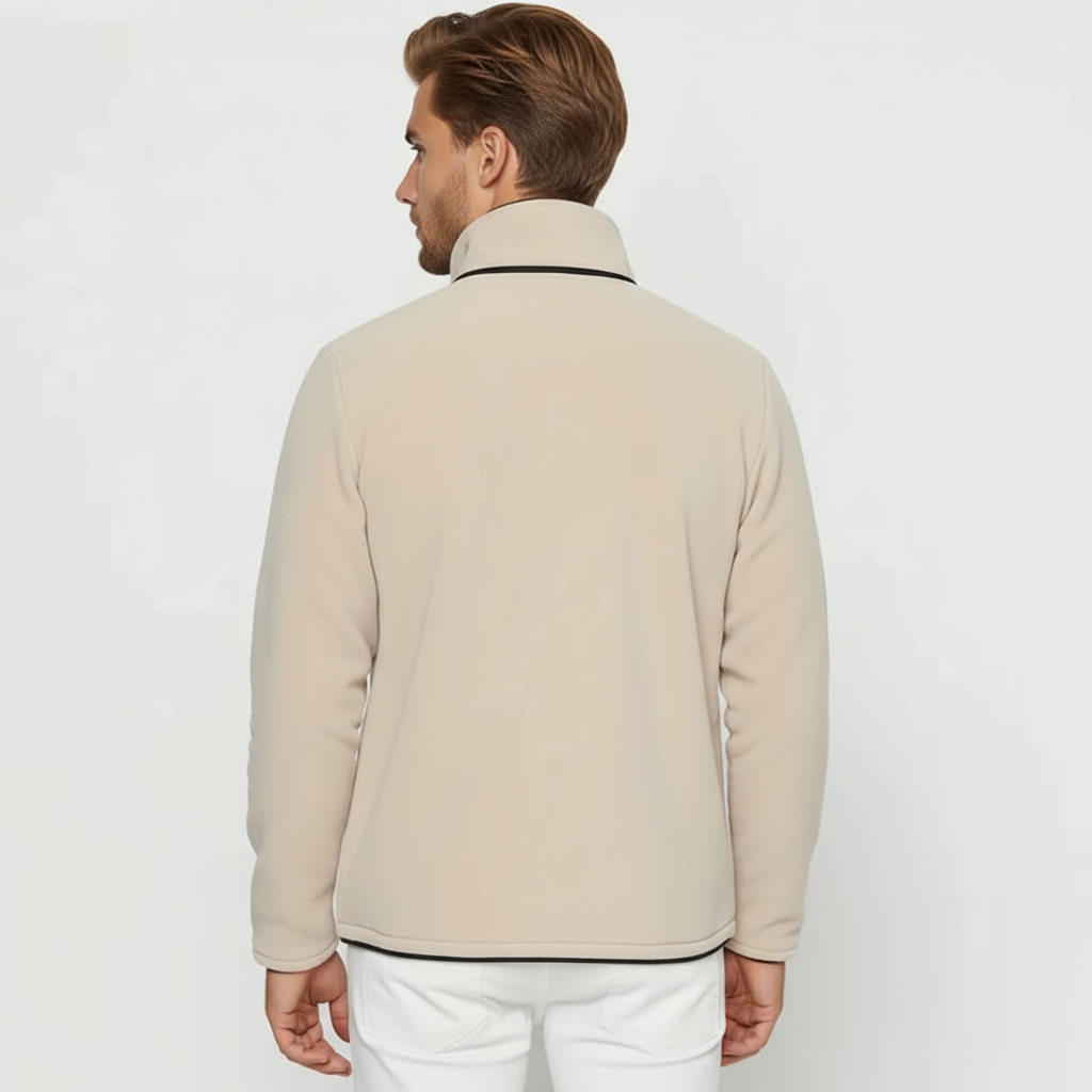 Warmth and Essential Style: The "Cozy Urban" Fleece Jacket