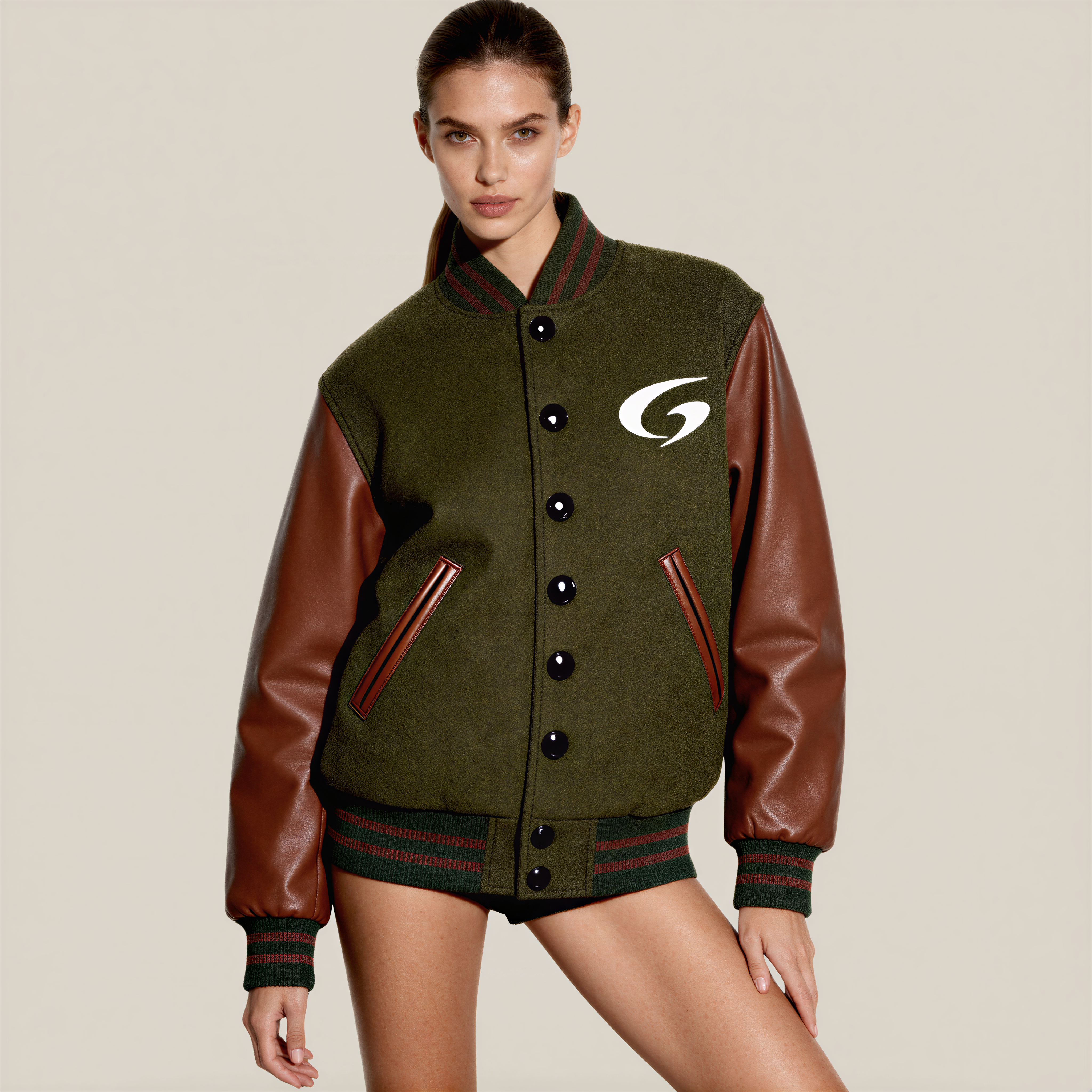 "Field Code" – Tradizione varsity, precisione moderna