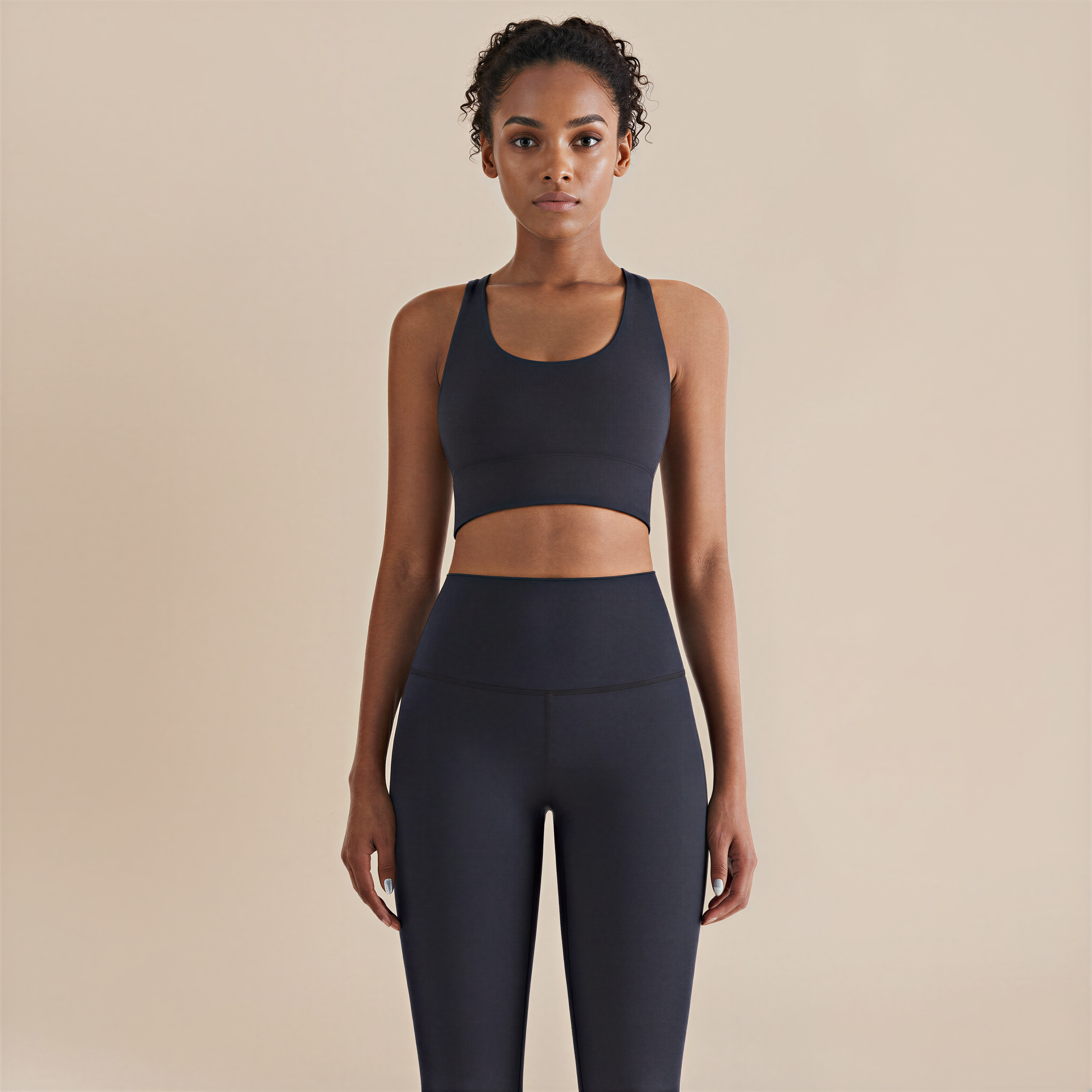 PureMotion Set – Minimalismo tecnico, comfort che segue il corpo