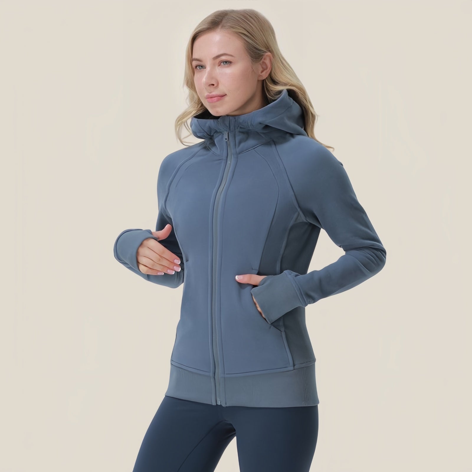 ThermoFlex Yoga Coat – Il Cappotto Sportivo che Respira