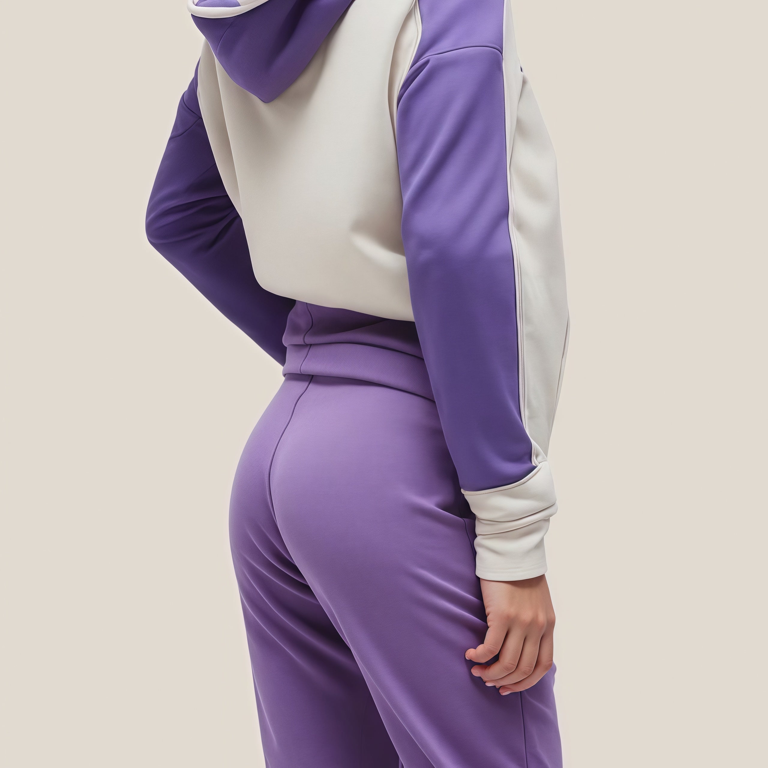 Sweetness and Pastel Style: The "Lilac Dream" Sweatshirt