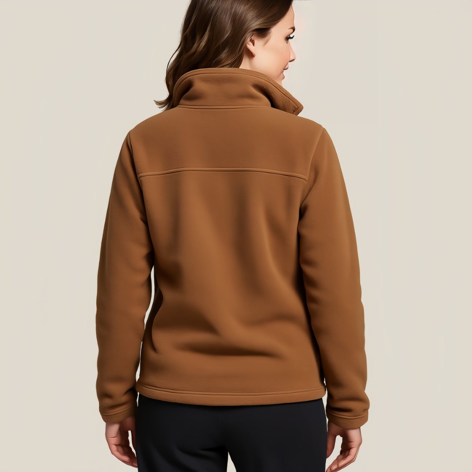 Natural Elegance: The "Urban Chic" Fleece Jacket