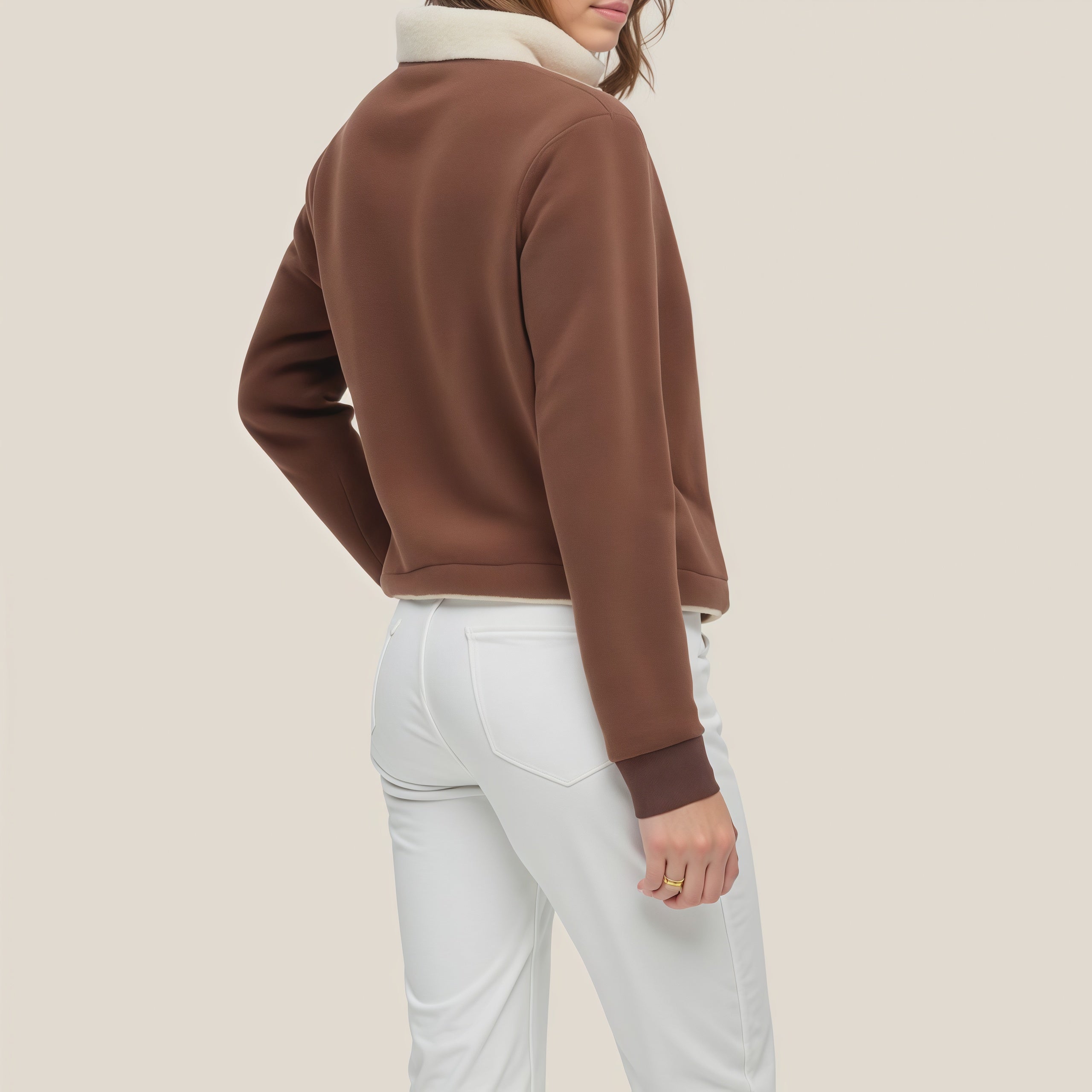 "Cosy Chic" Jacket: Informal Elegance and Enveloping Warmth
