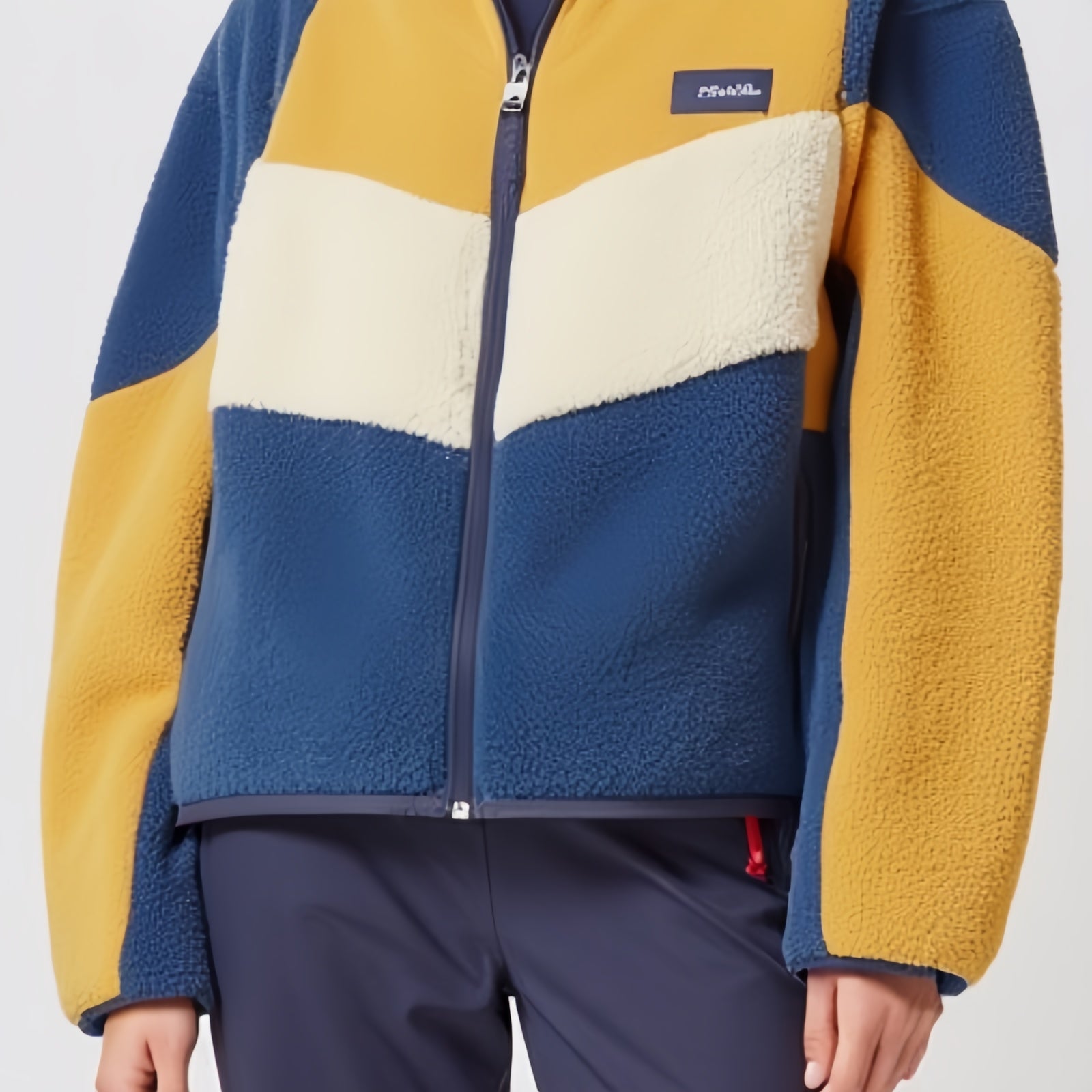 Giacca in Pile Tricolore - Stile Audace e Comfort Essenziale