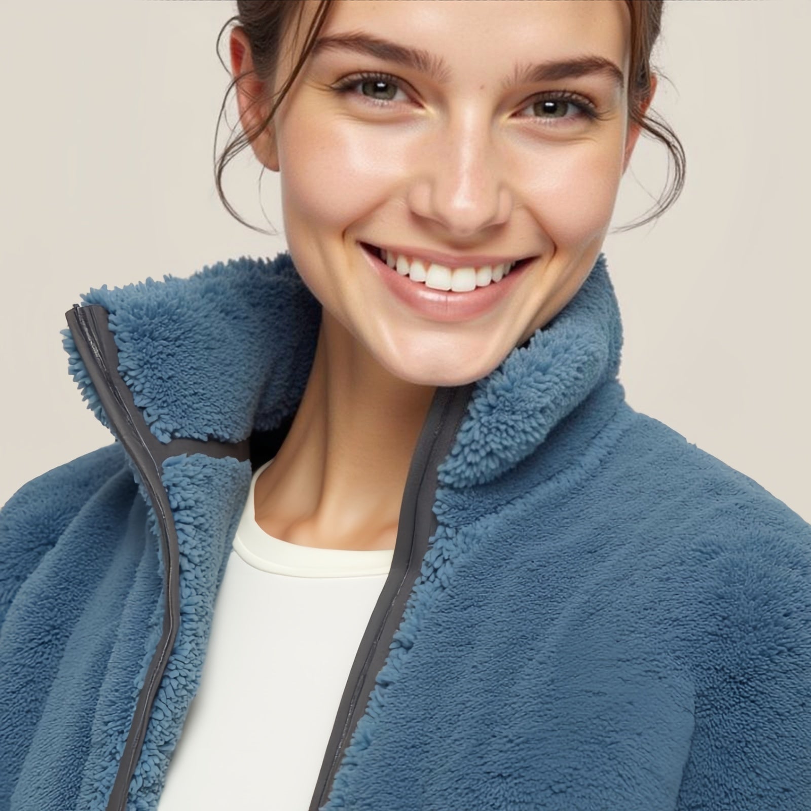 Winter Comfort and Style with the "Ocean Breeze" Fleece Jacket