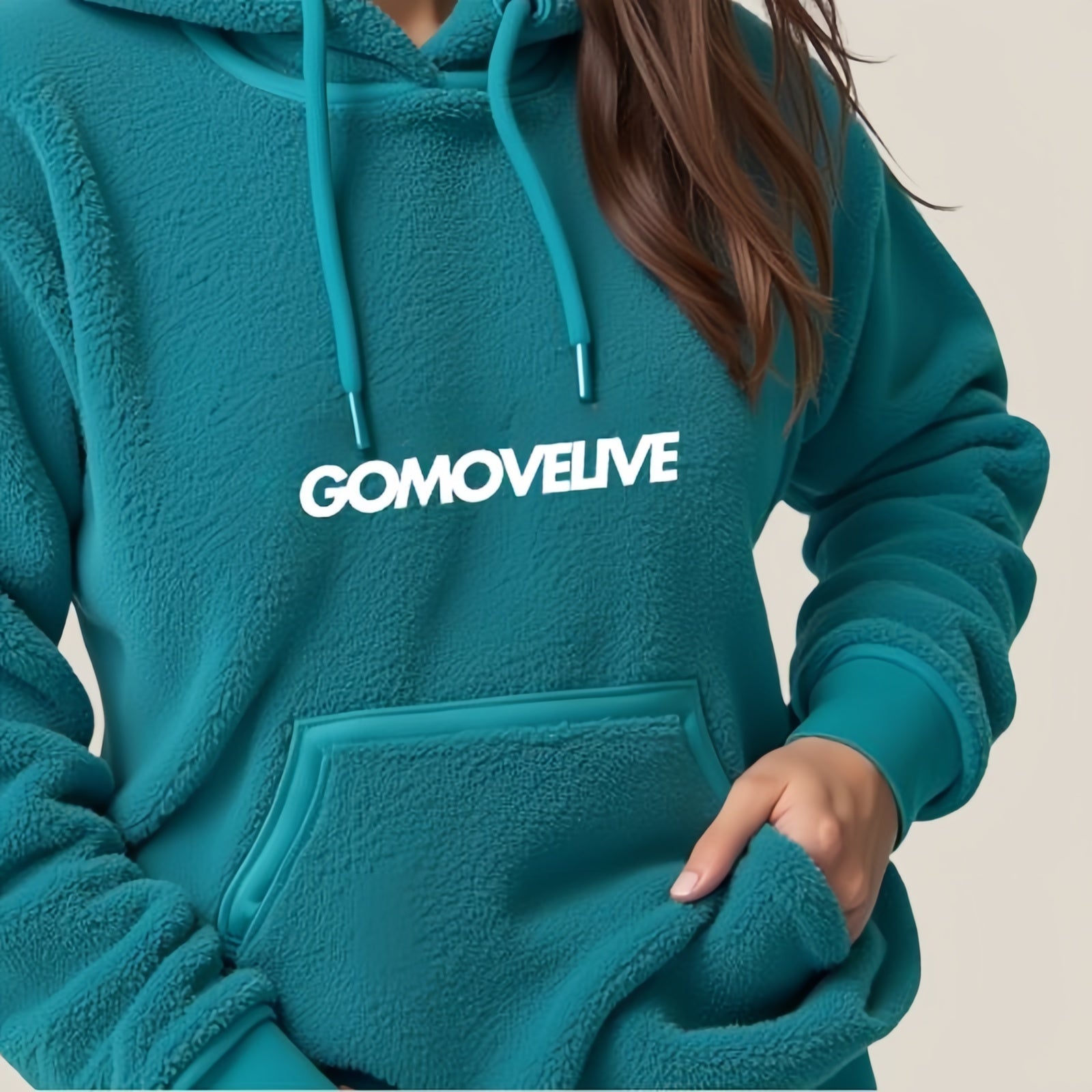 Urban Script – Felpa con Cappuccio Teal GOMOVELIVE e Stile Streetwear Iconico